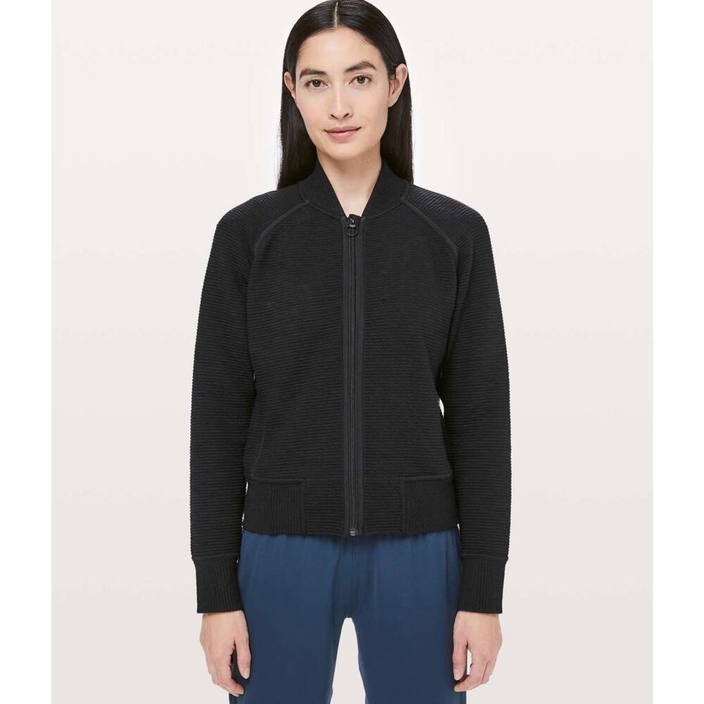 Lululemon on repeat bomber jacket size 4